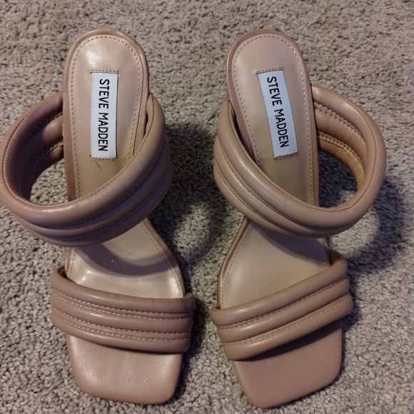 Steve Madden Block Heel Sandals - Picture 1 of 6